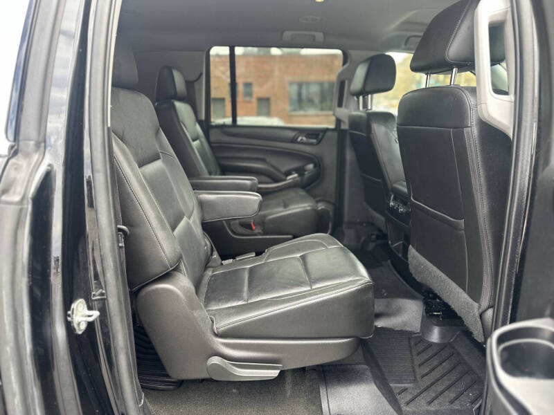 2017 Chevrolet Suburban LT