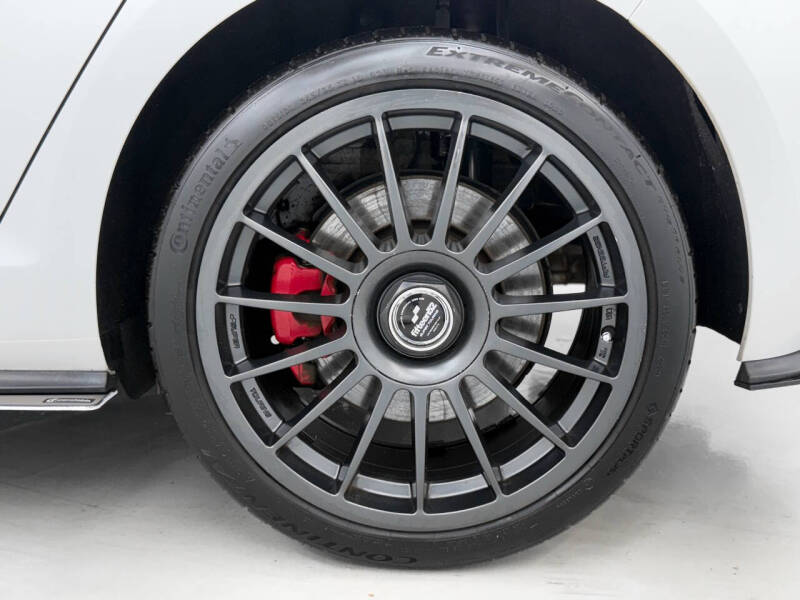 2019 Volkswagen Golf GTI SE