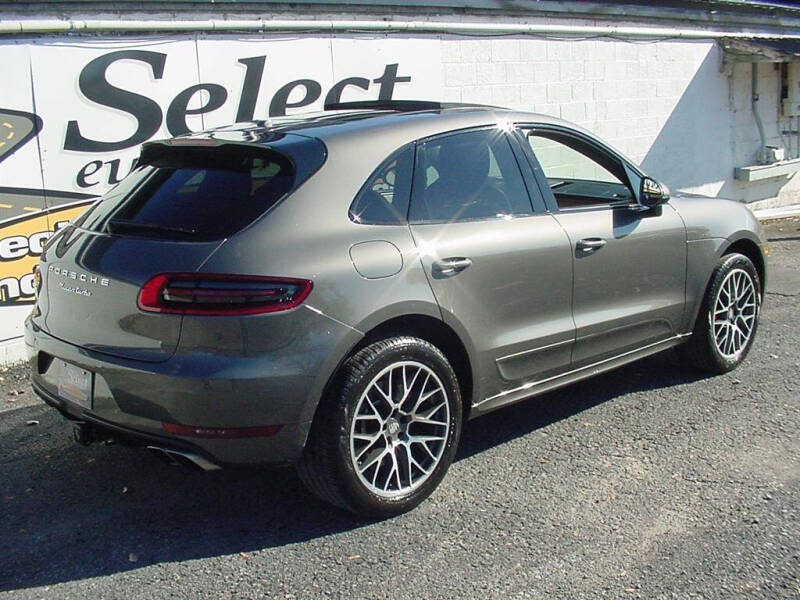 2016 Porsche Macan Turbo
