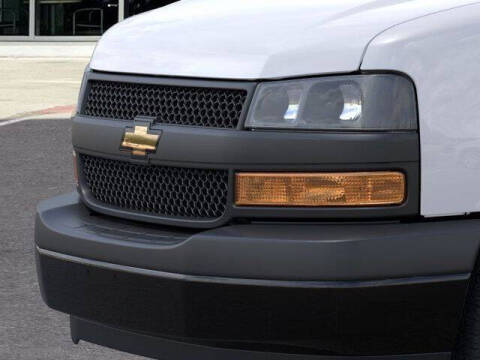 2025 Chevrolet Express 2500