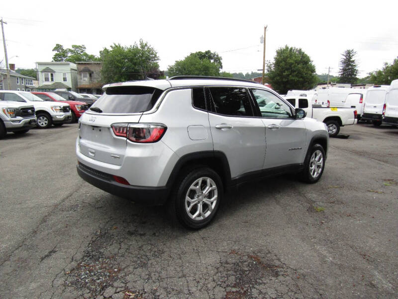 2024 Jeep Compass Latitude