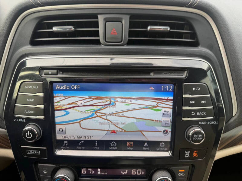 2017 Nissan Maxima Platinum