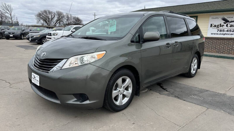 Used 2011 Toyota Sienna LE with VIN 5TDKK3DC8BS029450 for sale in Mcpherson, KS