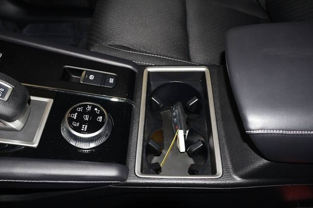 2025 Mitsubishi Outlander PHEV ES