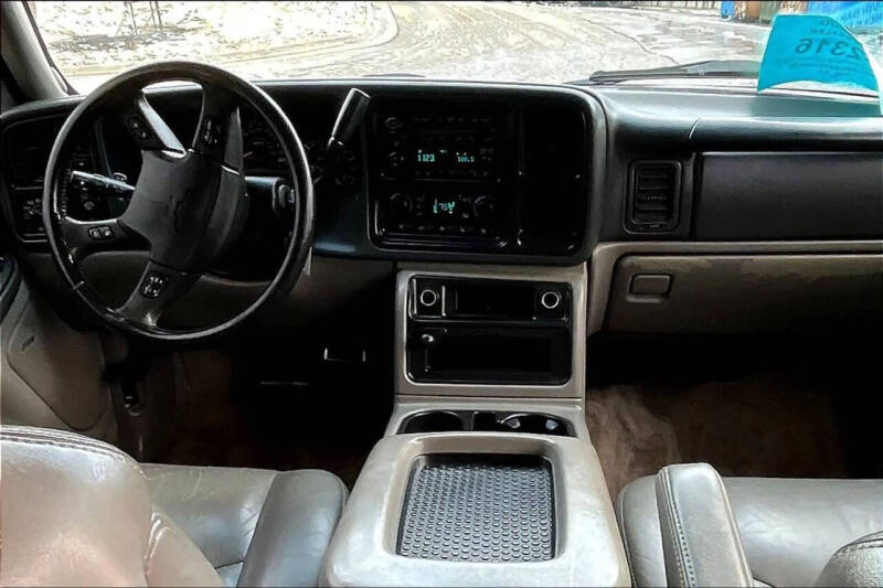 2003 Chevrolet Suburban