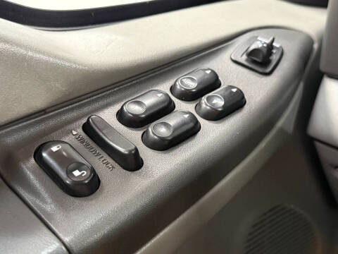 2003 Ford Excursion XLT