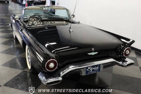 1957 Ford Thunderbird