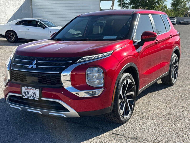 2023 Mitsubishi Outlander SE