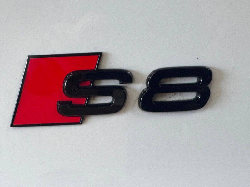 2023 Audi S8 4.0T quattro