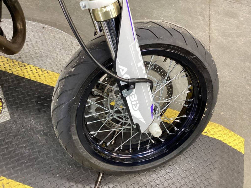 2020 Suzuki DR-Z400SM