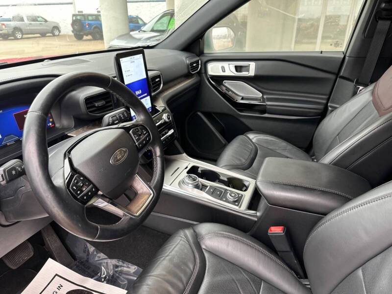 2022 Ford Explorer Platinum