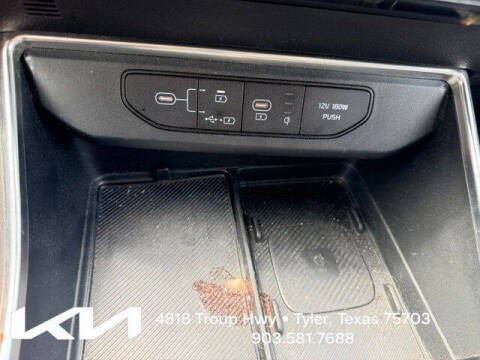 2025 Kia Carnival SX