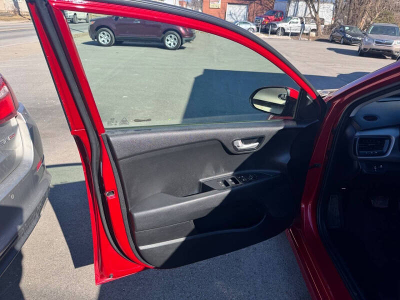 2018 Kia Rio 5-Door S
