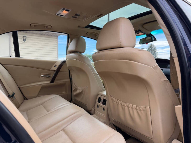 2004 BMW 5 Series 530i