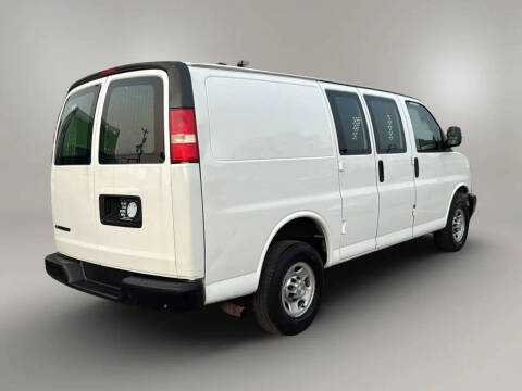 2017 Chevrolet Express 2500