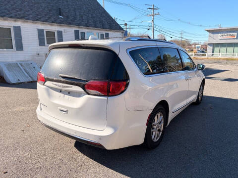 2020 Chrysler Pacifica Touring L