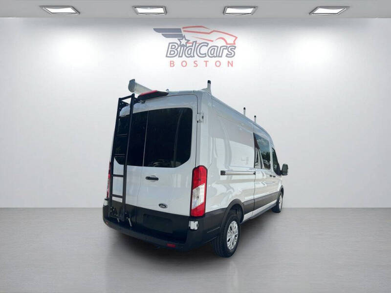 2023 Ford E-Transit