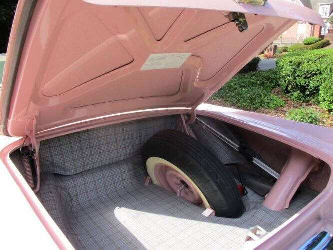 1957 Ford Thunderbird