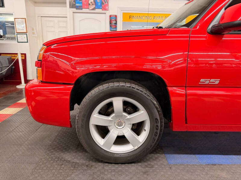 2003 Chevrolet Silverado 1500 SS