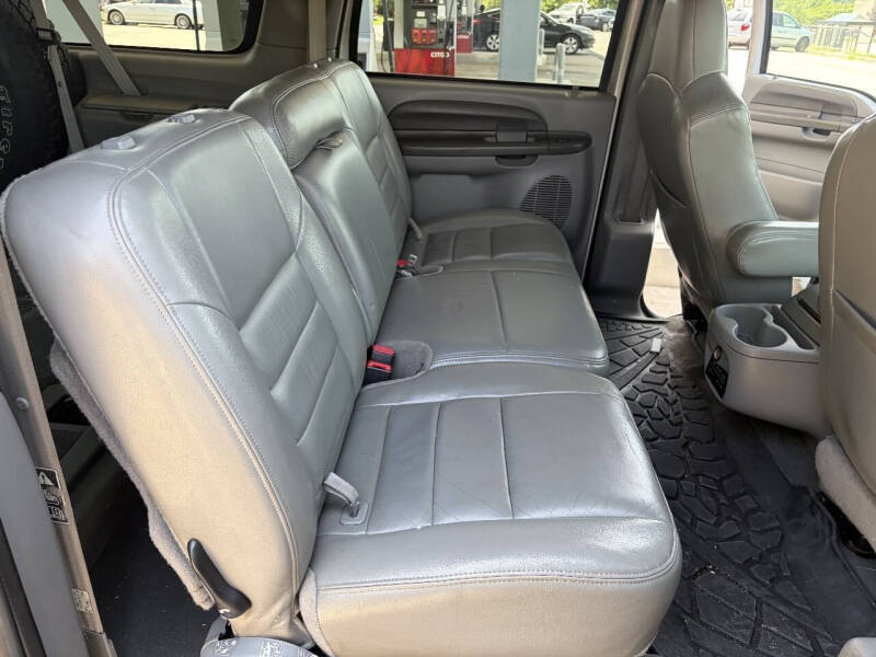 2003 Ford Excursion XLT