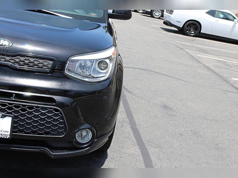 2016 Kia Soul +