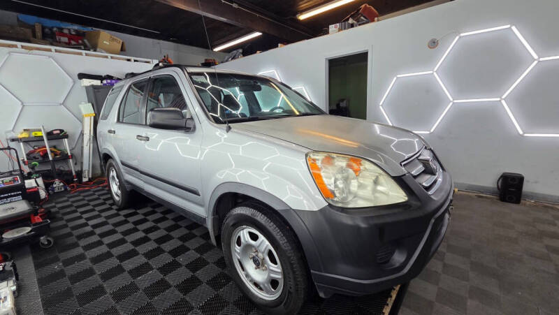 2006 Honda CR-V LX's photo