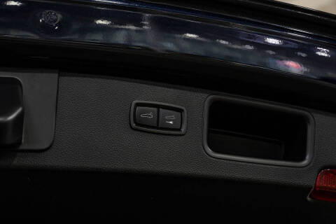 2022 Porsche Macan S
