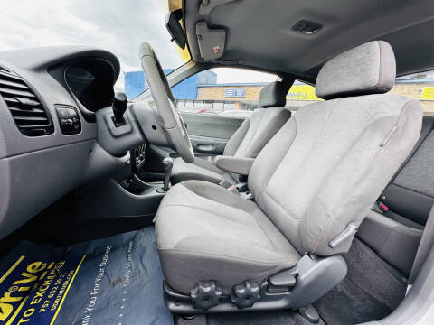 2004 Hyundai Accent GL