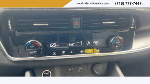 2021 Nissan Rogue SV