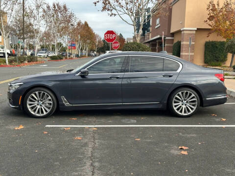 2016 BMW 7 Series 750i xDrive