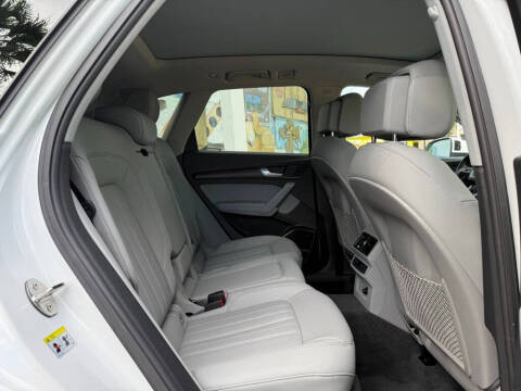 2022 Audi Q5 quattro S line Prem Plus 45 TFSI