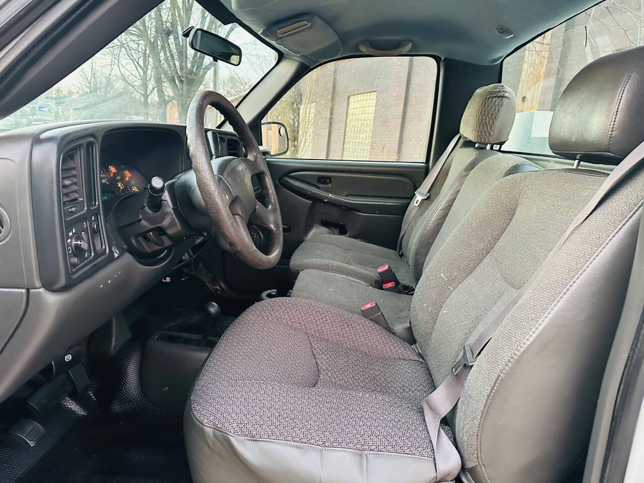 2005 Chevrolet Silverado 2500HD for sale at American Dream Motors in Winchester, VA