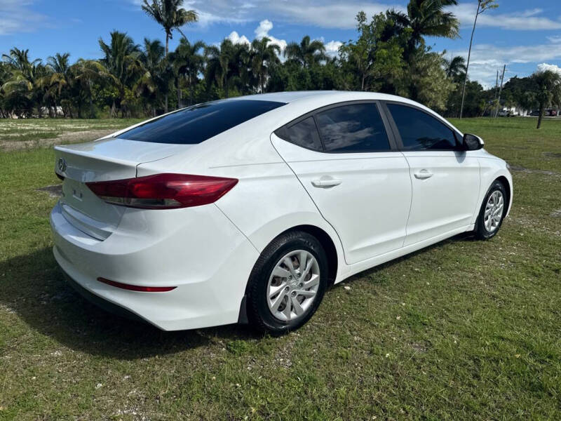 2018 Hyundai Elantra