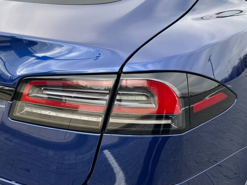 2023 Tesla Model S Standard Range