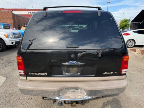 2000 Ford Explorer Eddie Bauer