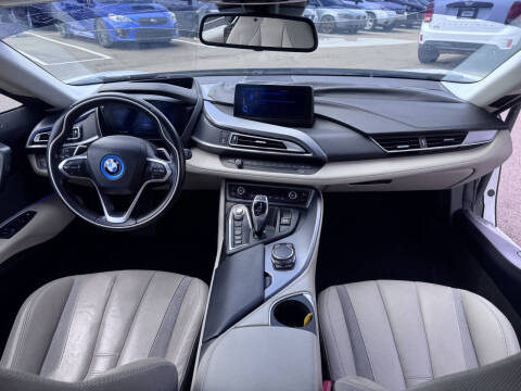 2016 BMW i8