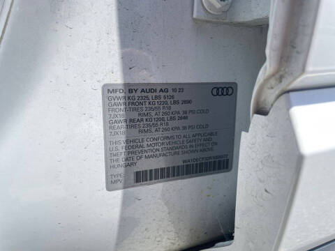 2024 Audi Q3 quattro S line Premium 45 TFSI