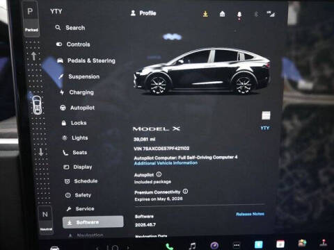 2023 Tesla Model X Standard Range
