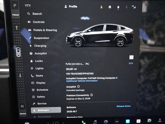 2023 Tesla Model X Standard Range