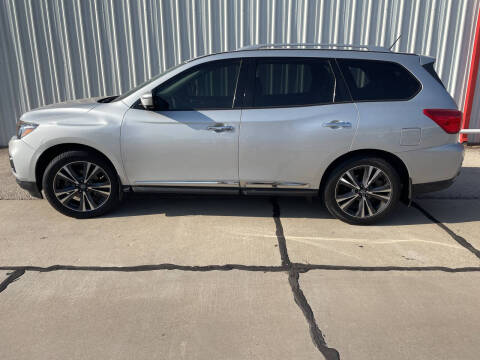 2018 Nissan Pathfinder for sale at WESTERN MOTOR COMPANY in Hobbs NM