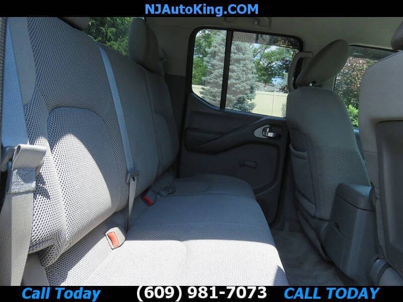 2011 Nissan Frontier S