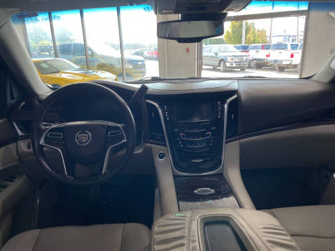 2015 Cadillac Escalade Luxury