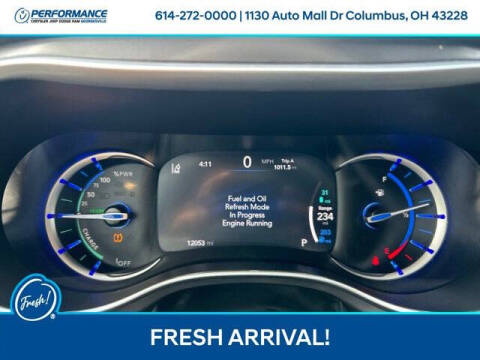 2026 Chrysler Pacifica Plug-In Hybrid Select