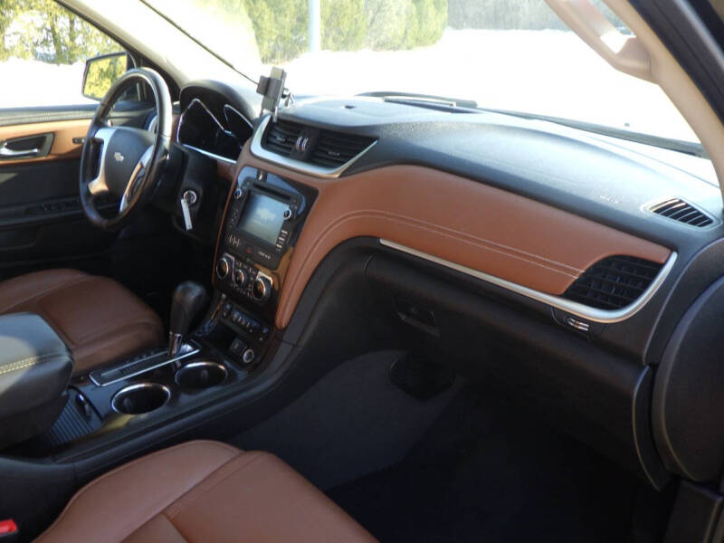 2017 Chevrolet Traverse LT