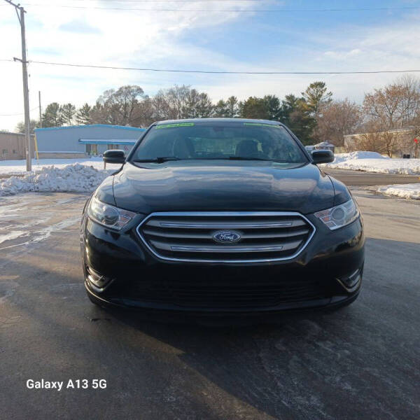 2017 Ford Taurus SEL