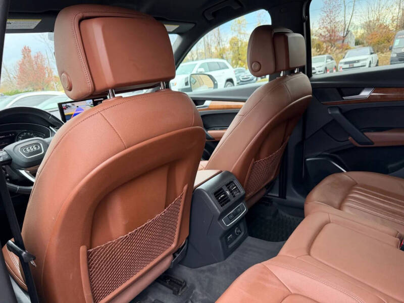 2022 Audi Q5 quattro S line Premium 45 TFSI