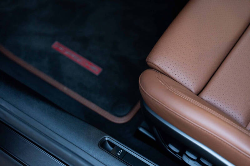 2024 Porsche 911 GT3 Touring