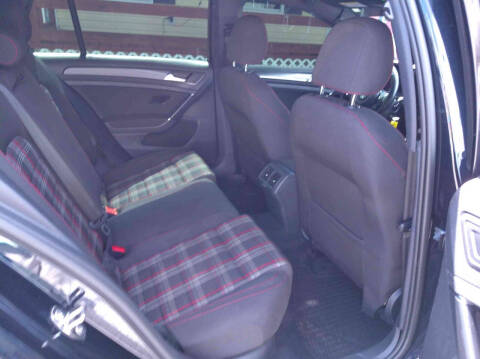 2021 Volkswagen Golf GTI S