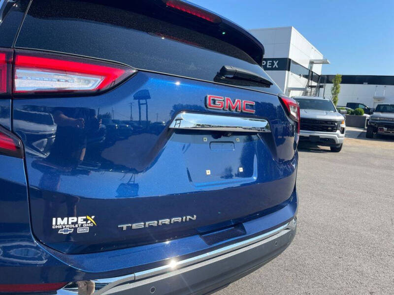 2022 GMC Terrain SLT