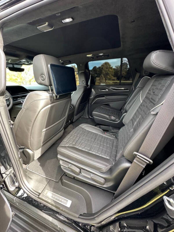 2023 Cadillac Escalade-V